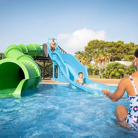 Tui Magic Life Cala Pada 4* 圣埃乌拉利亚