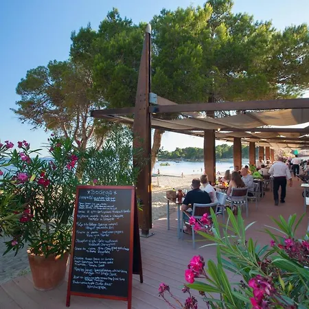 Tui Magic Life Cala Pada 4*