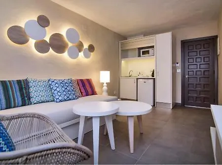 ホテル Tui Magic Life Cala Pada 4*