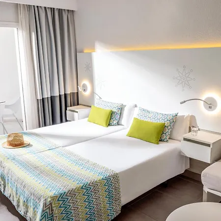 Tui Magic Life Cala Pada ホテル